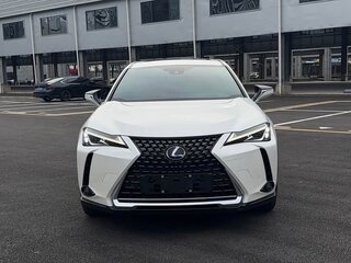 2022 Lexus UX 300e I, белый, 2555999 рублей, вид 2