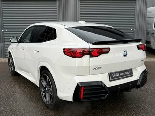 2024 BMW X2 xDrive20i II (U10), белый, 5950000 рублей, вид 4