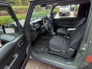 2022 Suzuki Jimny IV, зелёный, 3800000 рублей, вид 2