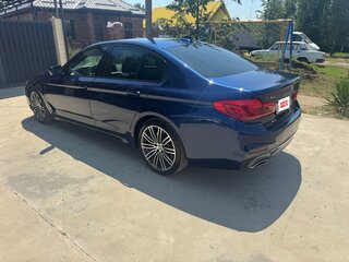 2018 BMW 5 серии 530d xDrive VII (G30/G31/G38), синий, 3800000 рублей, вид 4