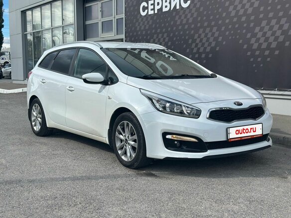 2018 Kia Ceed II Рестайлинг, белый, 1550000 рублей