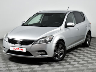 2010 Kia Ceed I Рестайлинг, серебристый, 700000 рублей, вид 1