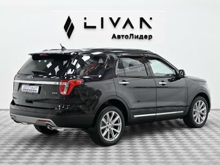 2017 Ford Explorer V Рестайлинг, чёрный, 2475000 рублей, вид 2