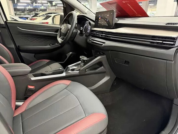 2022 Geely Vision X3 Pro, белый, 1100000 рублей - вид 7