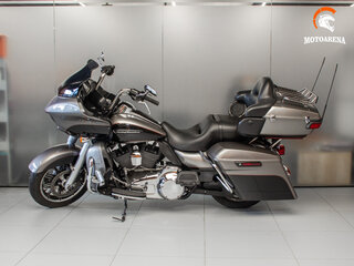 2015 Harley-Davidson Road Glide, серебристый, 1375561 рублей, вид 4