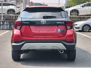 2022 Toyota Yaris L X XP150 Рестайлинг, красный, 1025325 рублей, вид 5