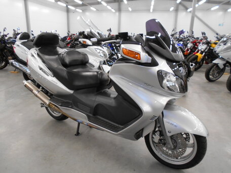 2004 Suzuki Burgman (SkyWave) 650, серебристый, 385000 рублей, вид 1