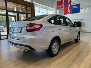 2026 Lada (ВАЗ) Granta I Рестайлинг, серебристый, 1118000 рублей, вид 4