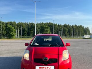 2008 Toyota Yaris Multimode II, красный, 530000 рублей, вид 2
