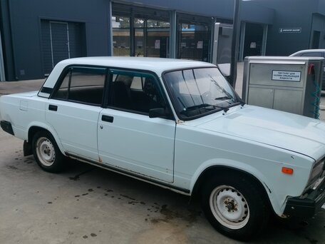 2001 Lada (ВАЗ) 2107, белый, 110000 рублей, вид 5