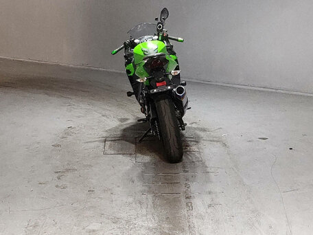 2019 Kawasaki Ninja 400, зелёный, 469000 рублей, вид 4