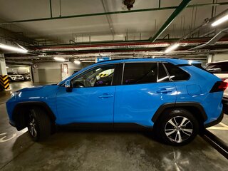 2019 Toyota RAV4 V (XA50), синий, 2550000 рублей, вид 5