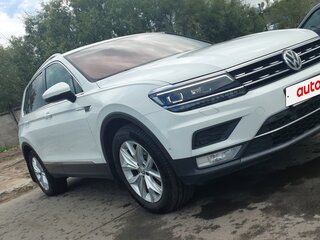 2017 Volkswagen Tiguan II, белый, 2490000 рублей, вид 1