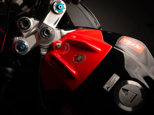 2010 Aprilia RSV4, чёрный, 1300000 рублей - вид 7