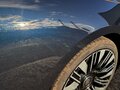 2025 Rolls-Royce Ghost Extended II Рестайлинг (Series II), чёрный - вид 2