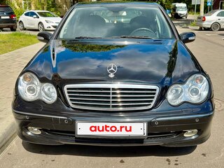 2006 Mercedes-Benz C-Класс 230 II (W203) Рестайлинг, чёрный, 650000 рублей, вид 2
