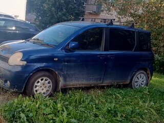2003 Toyota Sienta I, синий, 450000 рублей, вид 4