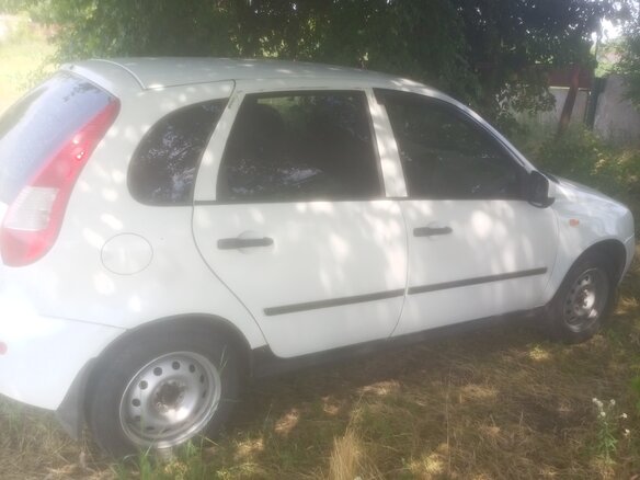 2011 Lada (ВАЗ) Kalina I, белый, 230000 рублей - вид 1