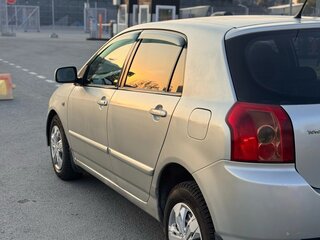 2004 Toyota Corolla IX (E120, E130) Рестайлинг, серебристый, 540000 рублей, вид 3