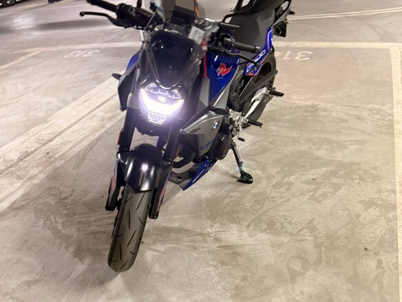2020 BMW F 900 R, синий, 920000 рублей - вид 5