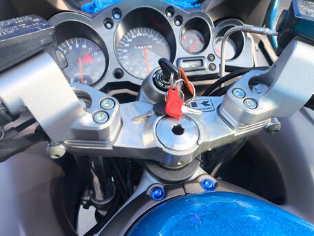 2005 Kawasaki ZZR 1200, синий, 400000 рублей, вид 2
