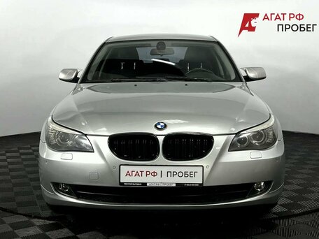 2007 BMW 5 серии 525i V (E60/E61) Рестайлинг, серый, 1050000 рублей, вид 3
