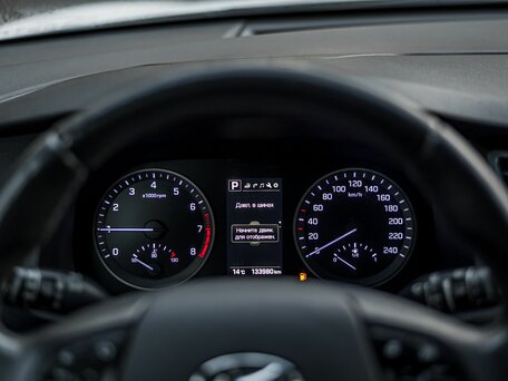 2018 Hyundai Tucson III, белый, 1690000 рублей, вид 5