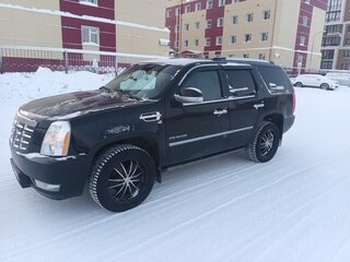 2011 Cadillac Escalade III, чёрный, 1700000 рублей, вид 1