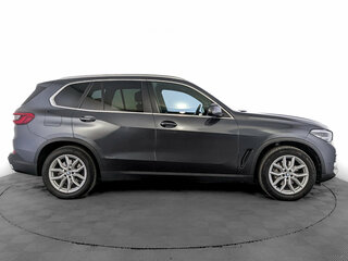 2019 BMW X5 30d IV (G05/G18), серый, 6050000 рублей, вид 4