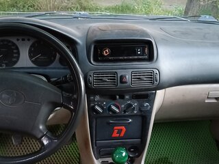 1997 Toyota Corolla VIII (E110), зелёный, 150000 рублей, вид 3