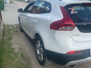 2014 Volvo V40 Cross Country I, белый, 999999 рублей, вид 4