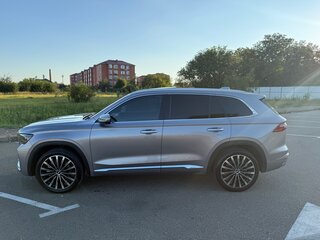 2025 Geely Monjaro (Xingyue L) I Рестайлинг (China Market), серый, 3500000 рублей, вид 5
