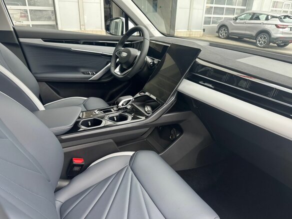 2026 Geely Atlas II, белый - вид 11