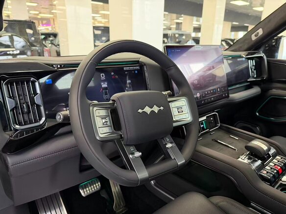 2025 BYD FangChengBao Leopard 8, чёрный, 8400000 рублей - вид 15