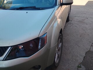 2008 Mitsubishi Outlander II, бежевый, 1200000 рублей, вид 4