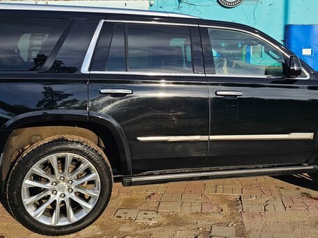 2019 Cadillac Escalade IV, чёрный, 6200000 рублей, вид 4