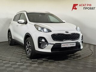 2019 Kia Sportage IV Рестайлинг, белый, 1990000 рублей, вид 3