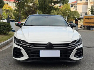 2023 Volkswagen Passat CC 380 TSI II Рестайлинг, белый, 3070888 рублей, вид 2