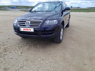 2005 Volkswagen Touareg I, чёрный, 900000 рублей, вид 2