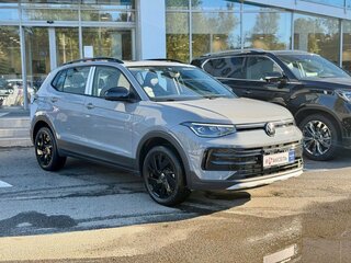2026 Volkswagen Tharu XR 300 TSI, серый, 2990000 рублей, вид 3