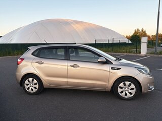 2013 Kia Rio 4-speed III, бежевый, 1500000 рублей, вид 4