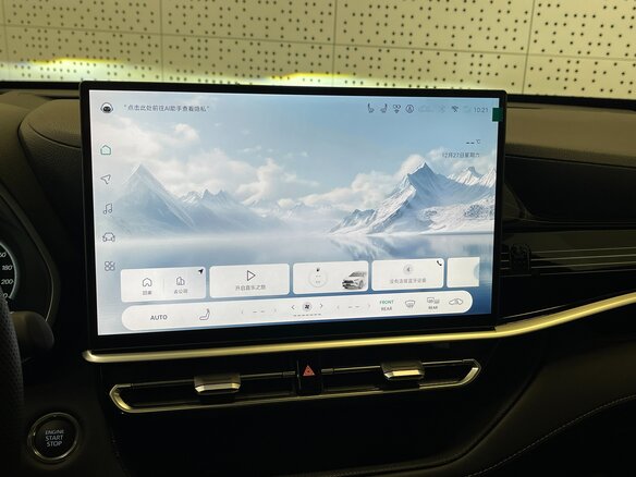 2026 Toyota Highlander IV (XU70), чёрный - вид 21