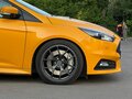 2012 Ford Focus ST III, оранжевый, 3000000 рублей - вид 3
