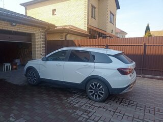 2024 Lada (ВАЗ) Vesta SW Cross I Рестайлинг (NG), белый, 1600000 рублей, вид 3