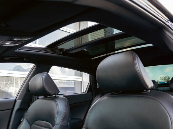 2018 Kia Optima IV, коричневый, 1895000 рублей - вид 18