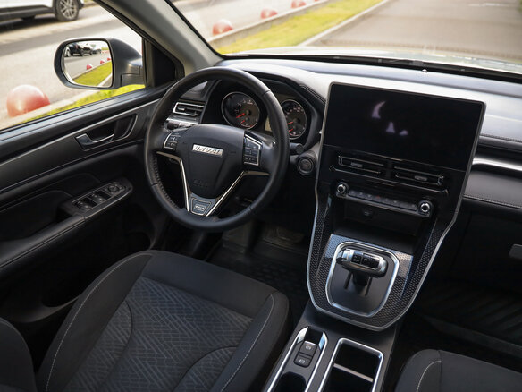 2023 Haval M6 II, серый - вид 9