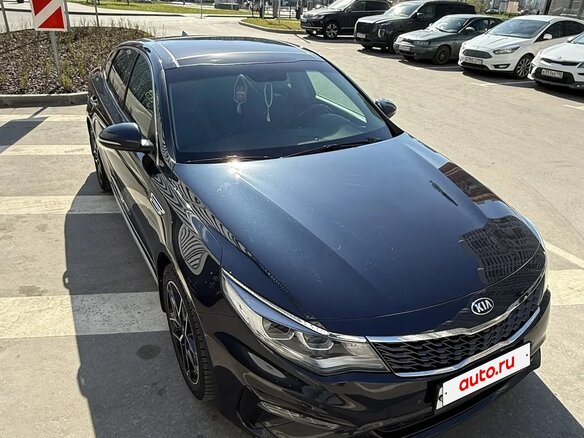 2019 Kia Optima IV Рестайлинг, синий, 2500000 рублей - вид 4