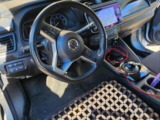 2020 Nissan Leaf II (ZE1), серый, 2000000 рублей, вид 5