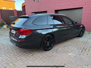 2019 BMW 5 серии 525d VII (G30/G31/G38), серый, 3050000 рублей, вид 3