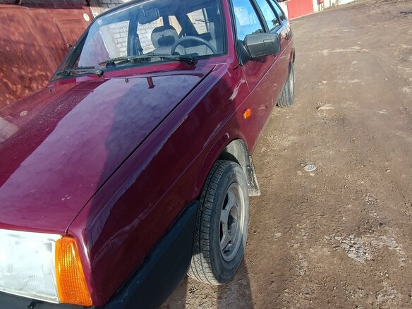 1997 Lada (ВАЗ) 2109, красный, 400000 рублей